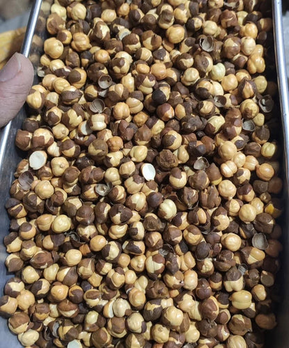 Laxmira Roasted Chana: The Golden Crunch of Bihar’s Soil | From Sun-Drenched Farms to Your Doorstep – Purity You Can Taste.